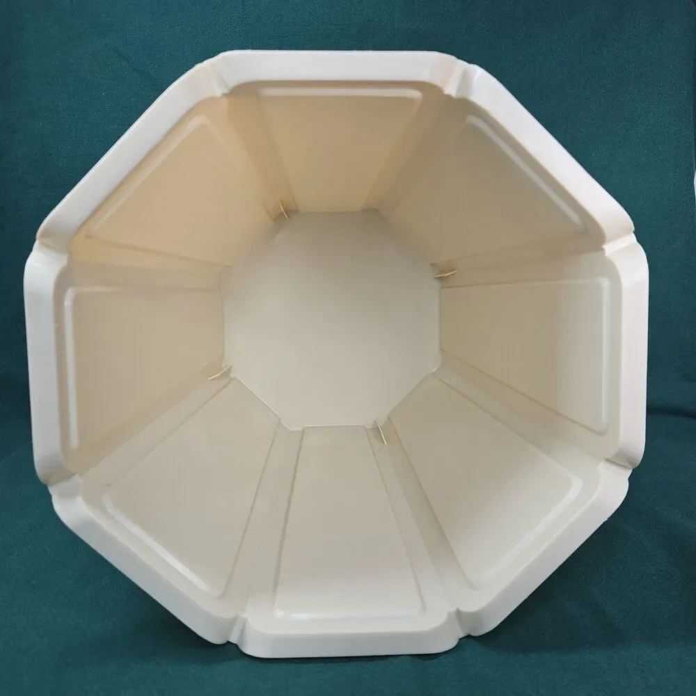 VTG Rubbermaid Off White Wastebasket Trash Can Basketweave Plastic MCM 10.5